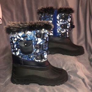 3M Thinsulate KIDS Winter Boots/ Size‎ 3 / Multi Blue "EUC"